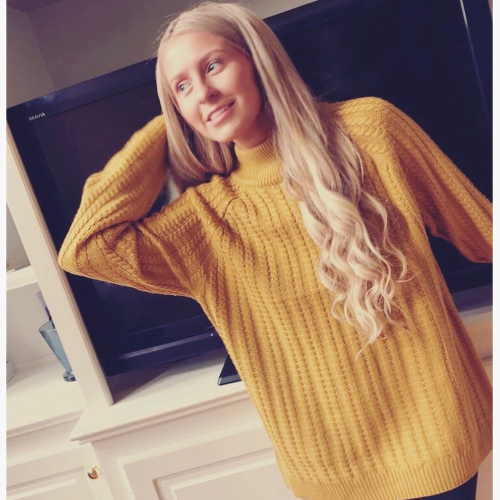 Like New Cozy Casual Gold Sweater w/ Open Back (Adult M/L)